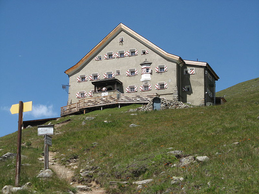 Hochjochhospiz Hütte DAV Sektion Berloin Ötztaler Alpen
